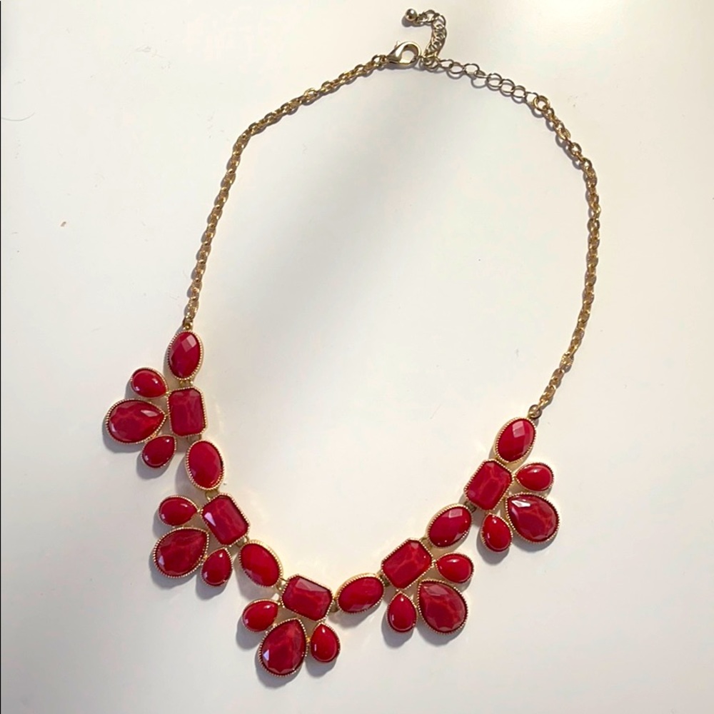 Adjustable chunky necklace in light red/orange